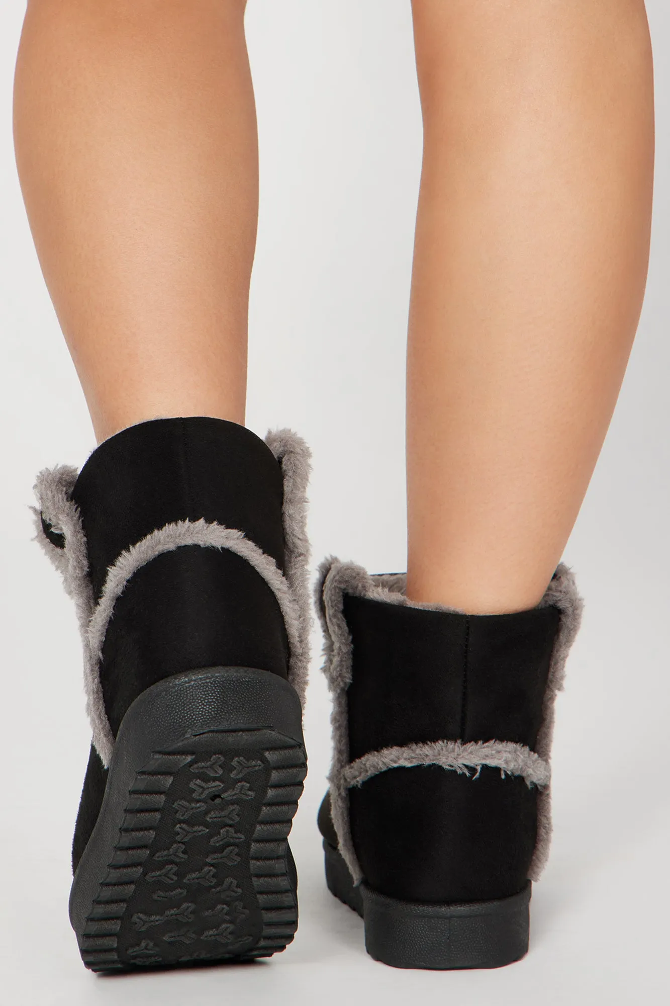 Autumn Leaves Booties - Black