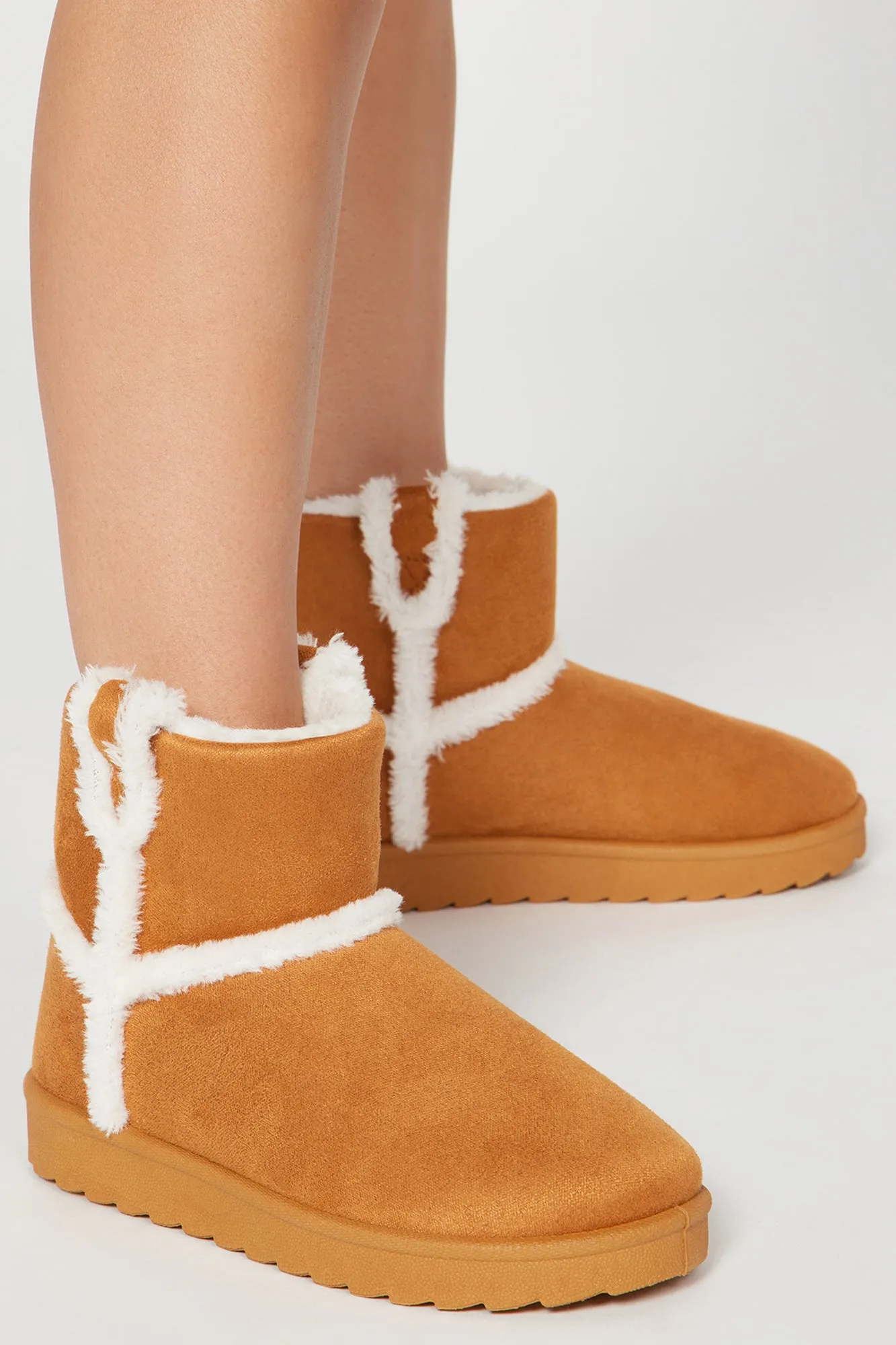 Autumn Leaves Booties - Camel