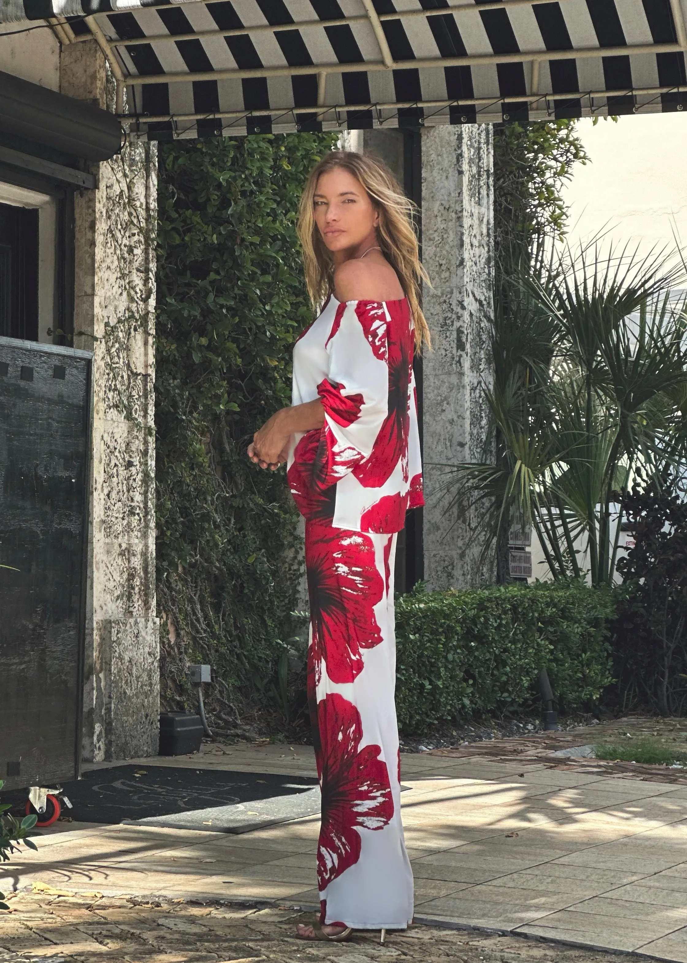 Briana Top Red Hibiscus