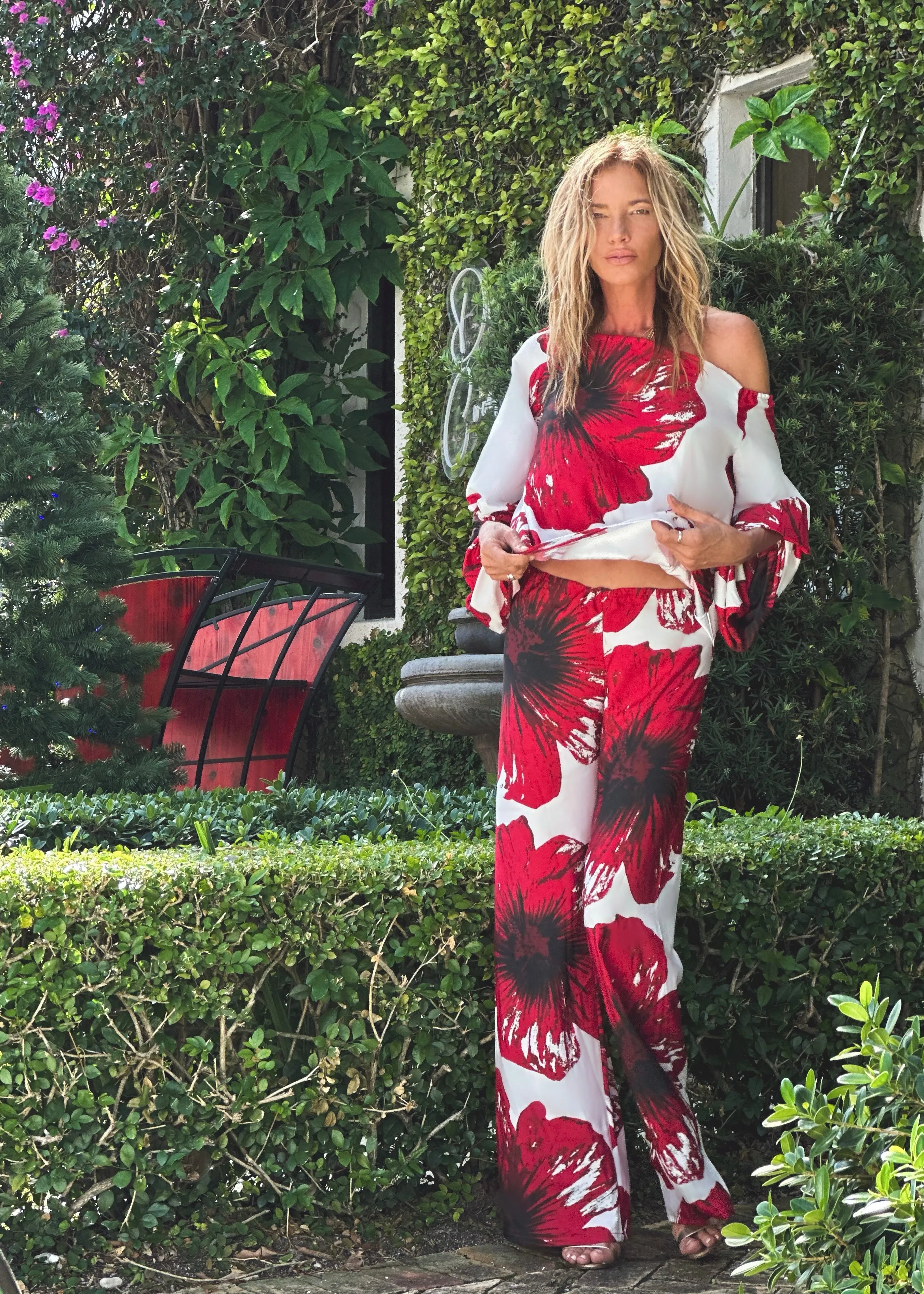 Briana Top Red Hibiscus