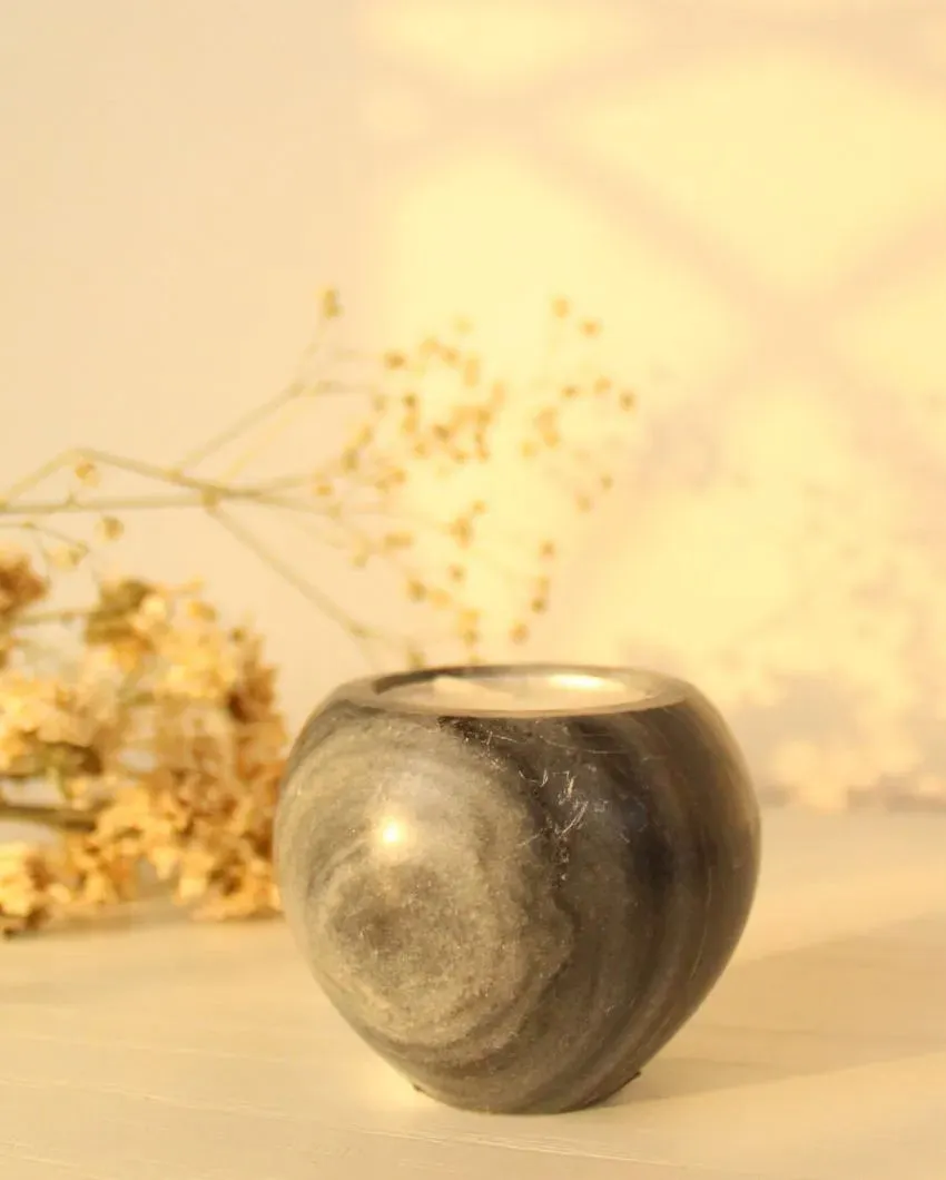 Elongated Concave Marble Candle | 6.99 x 5.08 cm / 2.75 x 2 inches