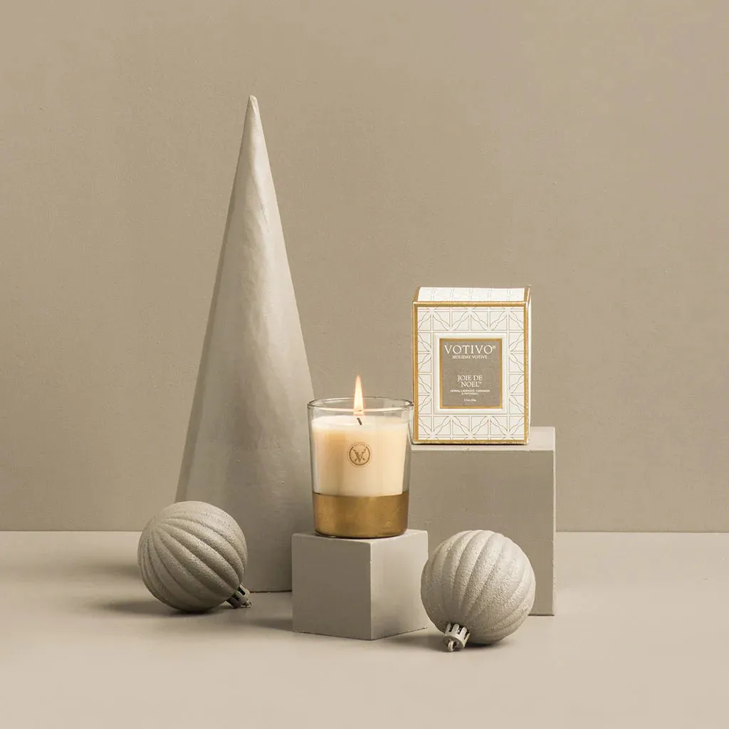 Joie de Noel 10oz Candle
