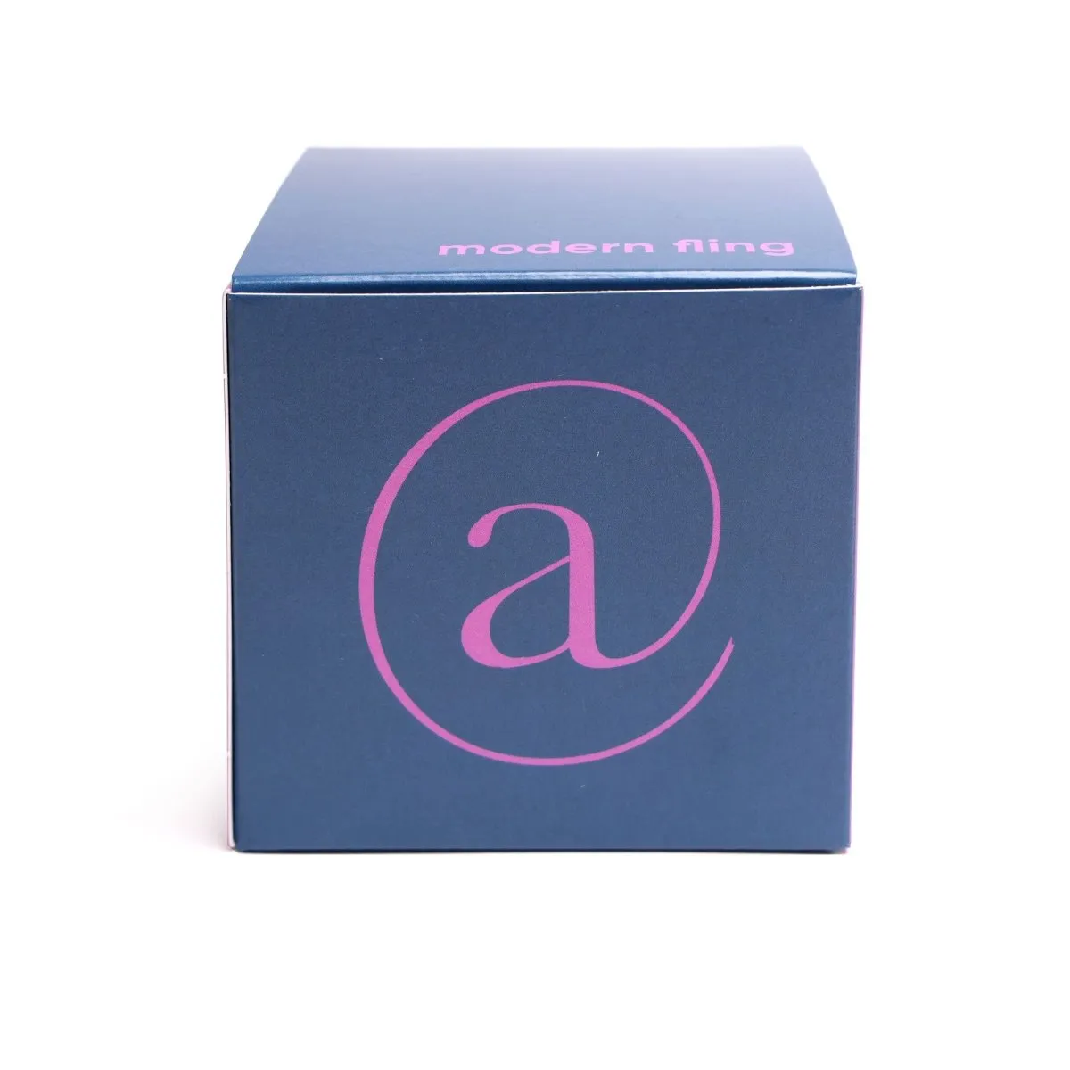 Modern Fling Coconut & Soy Blend Candle M