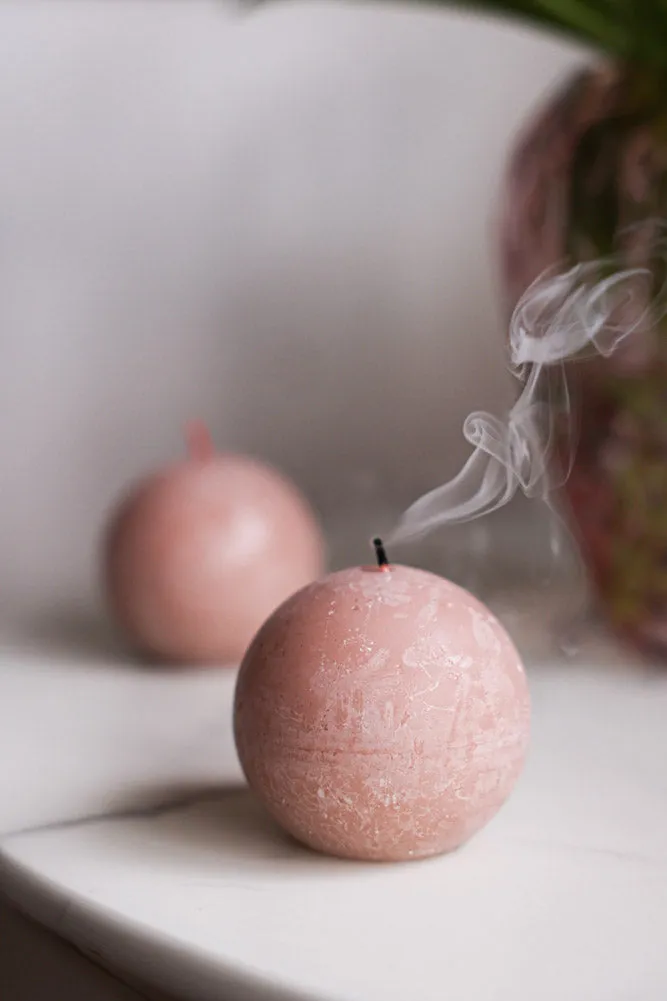 Unique Ball Candle In Misty Pink